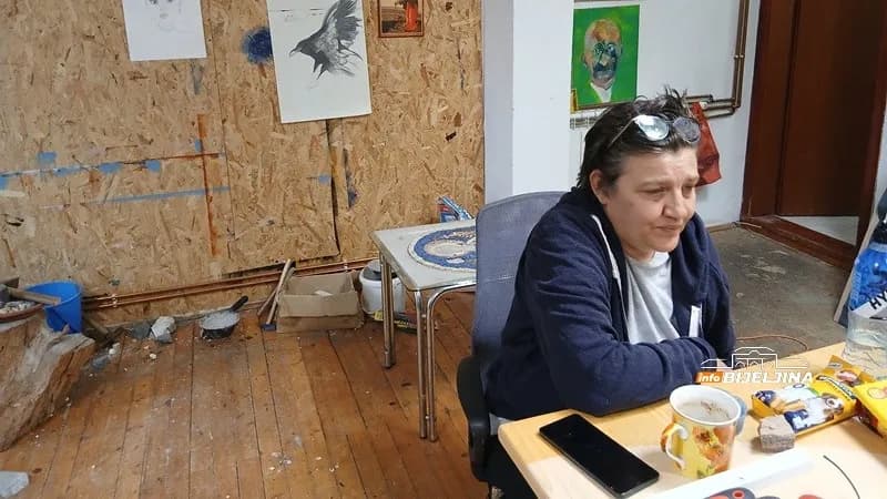 natalija cimeša predstavlja semberiju u beču: prihod od prodaje djela namijenjen djeci