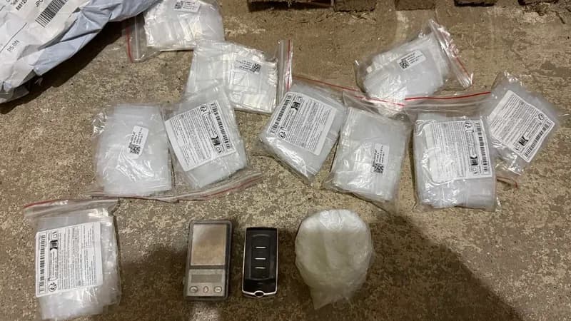 kod kineza u surčinu pronađena droga